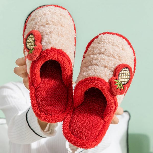 Pineapple Plush Slippers - Modakawa Modakawa