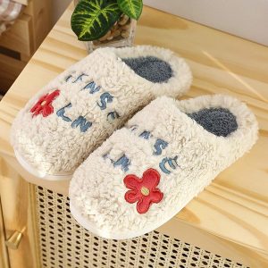 Flower Letters Plush Slippers - Modakawa Modakawa