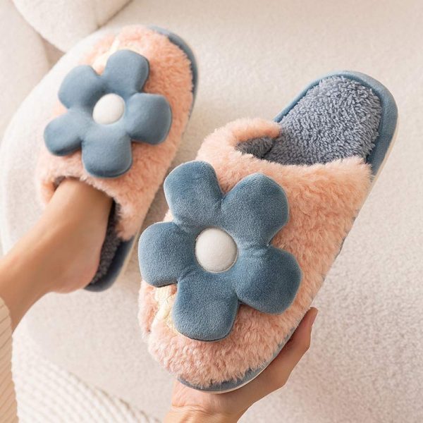 Flowers Plush Slippers - Modakawa Modakawa