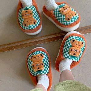 Cute Cartoon Tiger Plaid Plush Slippers - Modakawa Modakawa