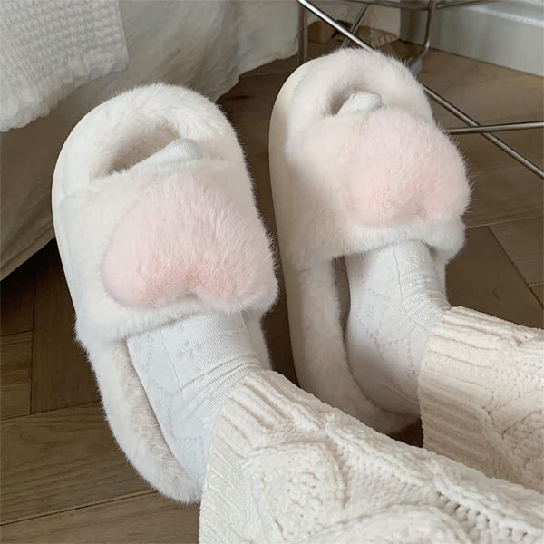 Cute Love Heart 3D Decor Plush Slippers - Modakawa Modakawa